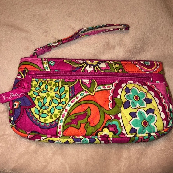 Vera Bradley Wristlet - Picture 1 of 1